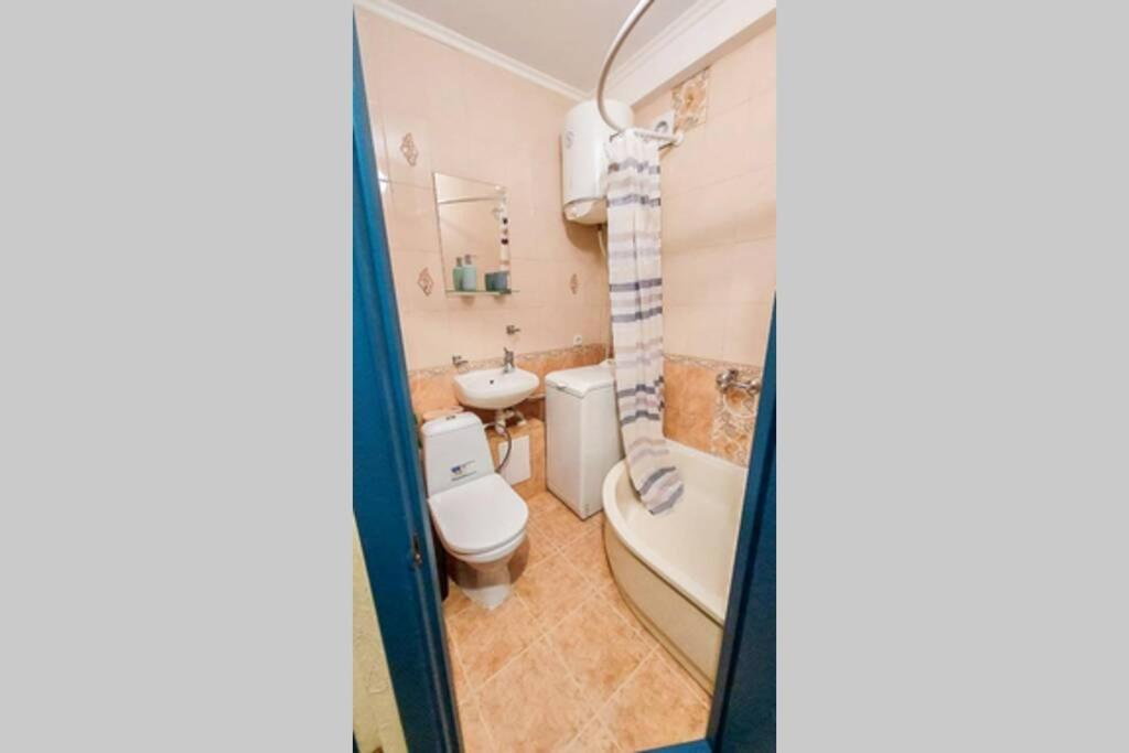 Appartamento Cozy Flat Kiev Esterno foto