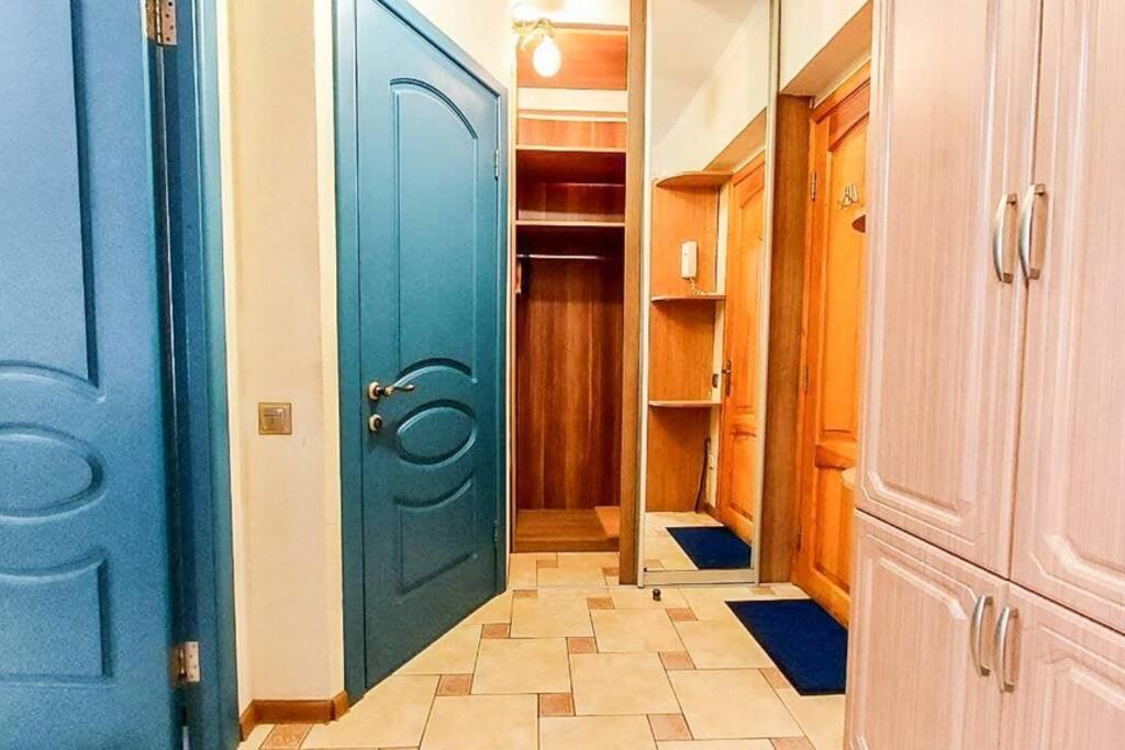 Appartamento Cozy Flat Kiev Esterno foto